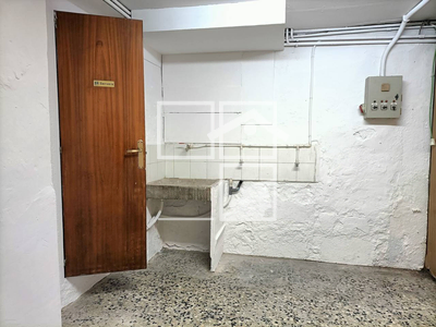 Inmueble en Calle GURB    Planta baixa, Barcelona