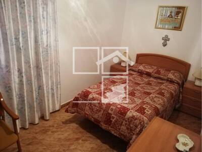 Local en Isaac AlbÃ©niz, Badalona Barcelona