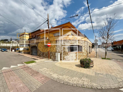 Local en Riells i Viabrea Girona