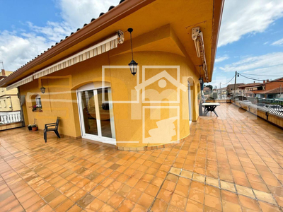 Local en Riells i Viabrea Girona