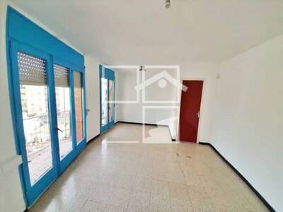 Local en Juan RamÃ³n JimÃ©nez, Rubí Barcelona