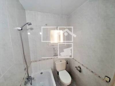 Local en Juan RamÃ³n JimÃ©nez, Rubí Barcelona