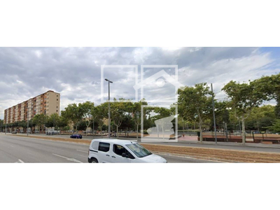 Local en Avenida Marqués de Montroig    8º, Badalona Barcelona