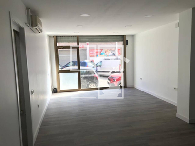 Local en Calle Violinista Vellsola    , Terrassa Barcelona