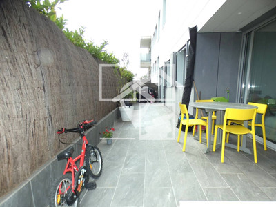 Local en Paseo Regne Unit    Bajo, Sabadell Barcelona