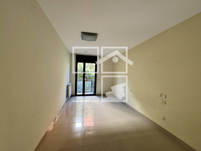 Local en Olot Girona