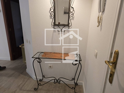 Inmueble en Calle Borges Blanques    bajos , Barcelona