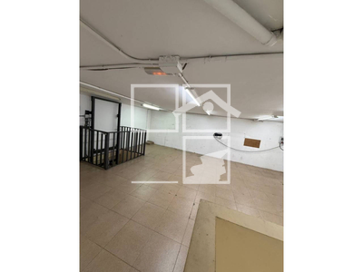 Local en Calle Dibuixant Avellaneda    LOCAL, Terrassa Barcelona