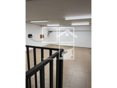 Inmueble en Calle Dibuixant Avellaneda    LOCAL, Barcelona