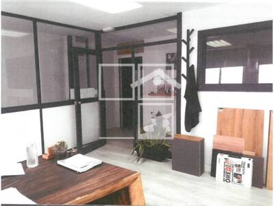 Inmueble en JOAQUIN COSTA, Barcelona