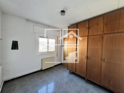 Local en Olot Girona