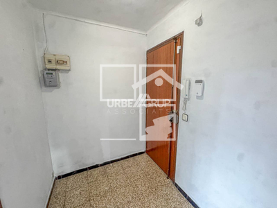 Local en Calle Enric Granados    3, Martorell Barcelona