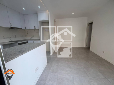 Inmueble en Calle José Aparici    2º, Barcelona